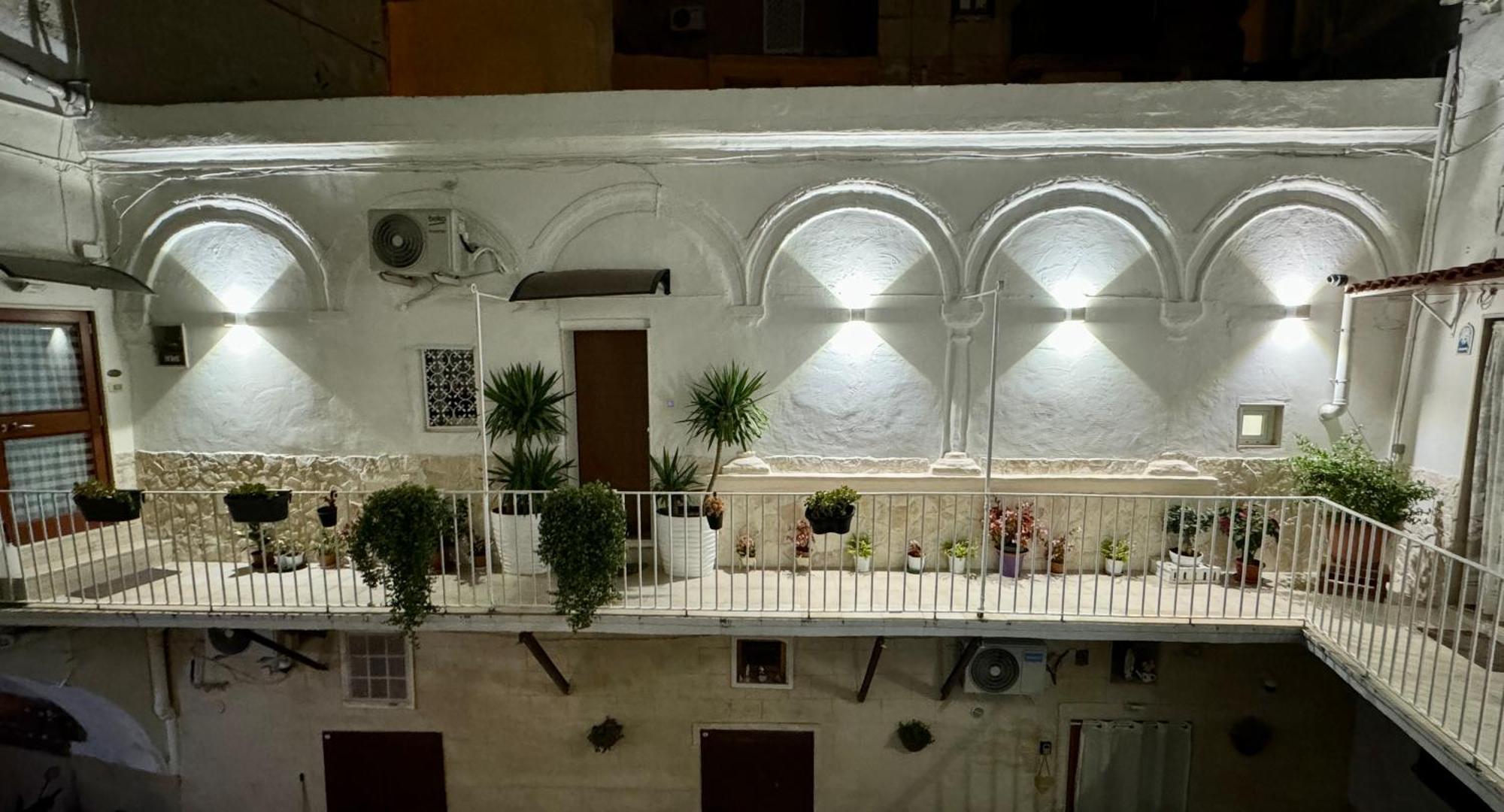 Onny'S House Bed & Breakfast Bari Exterior photo
