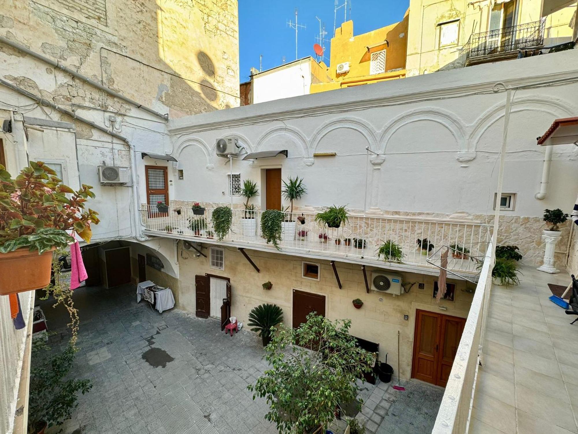 Onny'S House Bed & Breakfast Bari Exterior photo